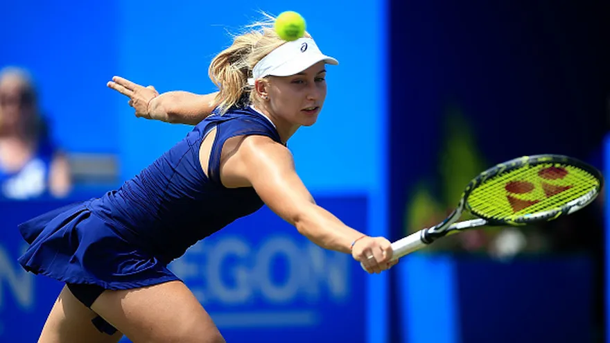 La checa Siniakova reina en Bastad