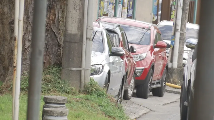 Autos mal estacionados serán removidos