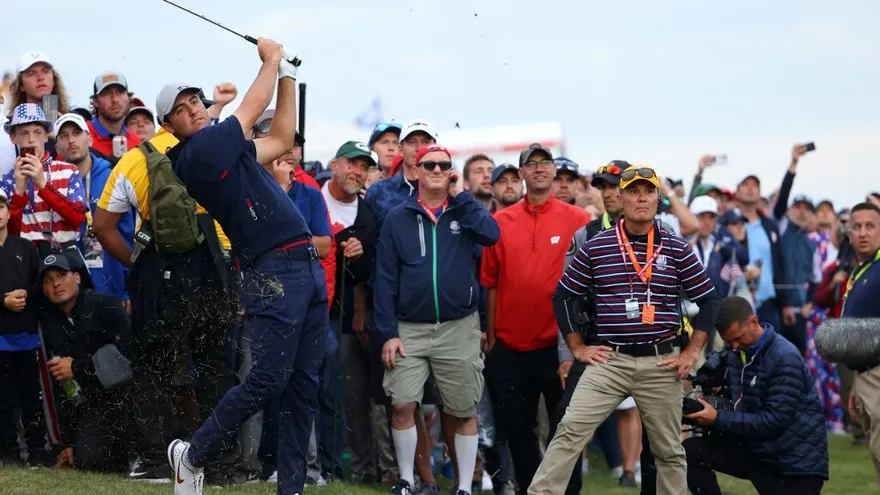 Los Estados Unidos toman una ventaja de 6-2 ante Europa en arranque de la Copa Ryder