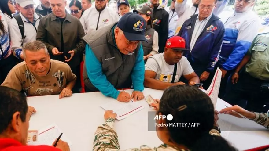 Venezuela celebra nuevas jornadas de alistamiento frente a 'agresión' de EEUU