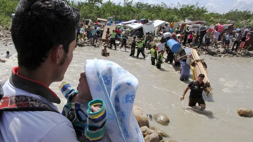 Colombia: más de 1.000 niños sufren "ruptura familiar" por crisis con Venezuela