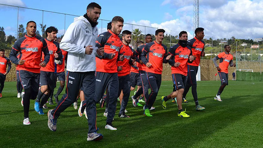 El Granada pretende volver a los entrenamientos al final de la próxima semana