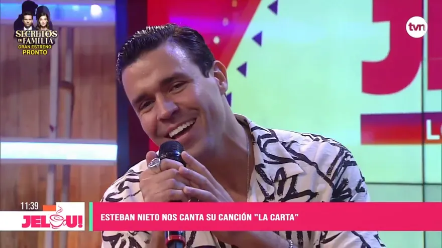 Esteban Nieto canta "La Carta"