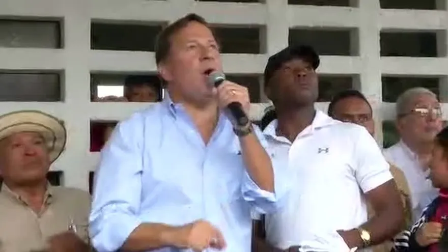 Cuestionamientos y agresiones en firma de acuerdo de Barro Blanco