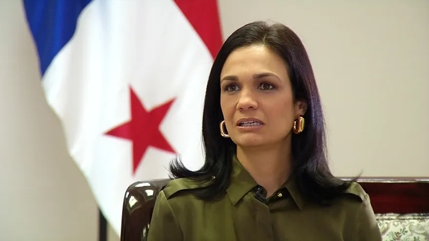 Canciller panameña habla sobre acciones tras escándalo financiero