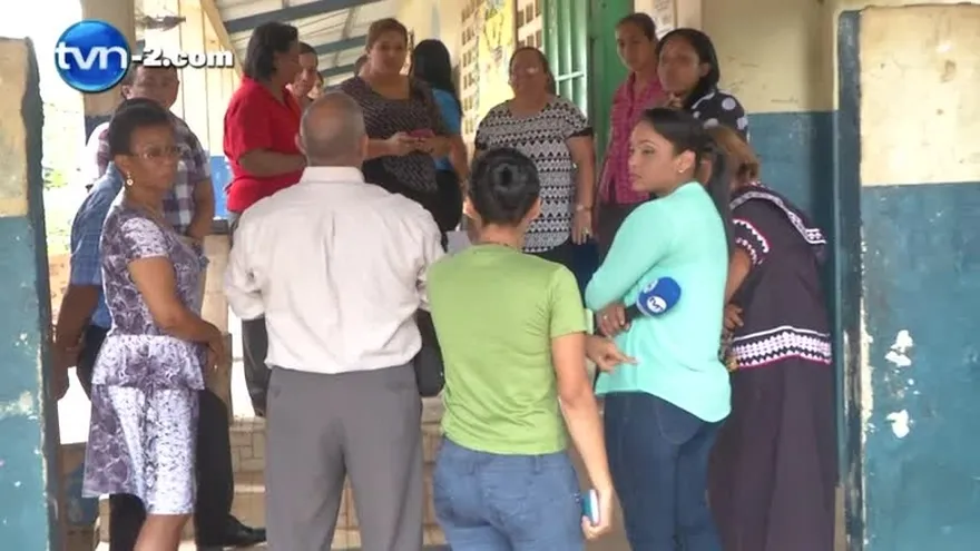 Padres de familia en Arraiján preocupados por condiciones insalubres en plantel