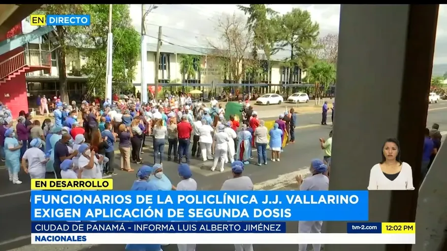 Personal de la policlínica JJ Vallarino exige segunda dosis de vacuna de Pfizer