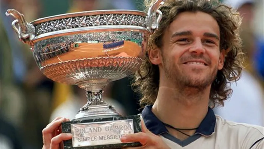 "Guga" Kuerten es exaltado al Salón de la Fama del tenis