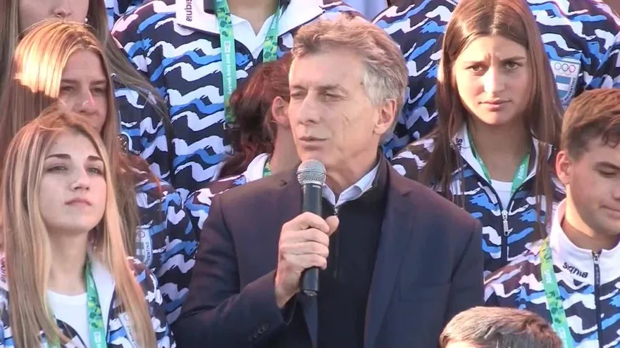 Presidente argentino recibe delegación de los JJOO de la Juventud