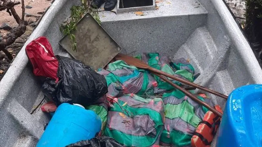 Inician investigación por hallazgo de drogas dentro de embarcación en Bique. Foto/Vía @PGN_PANAMA