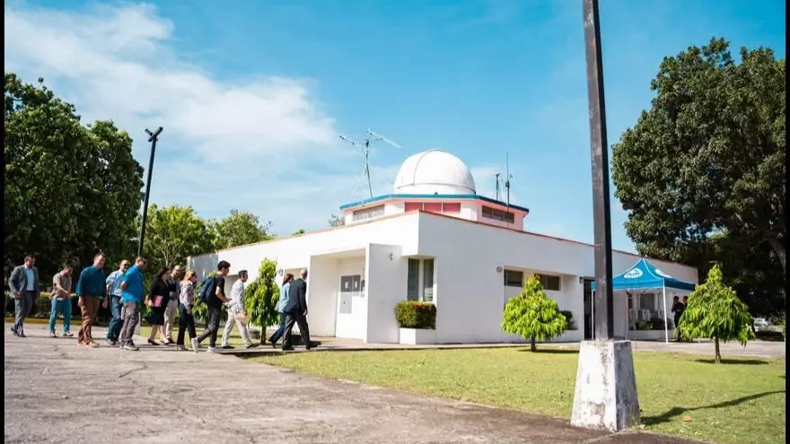 Panamá se acerca a su primer satélite en el espacio: UTP inaugura antena del proyecto Pansat.