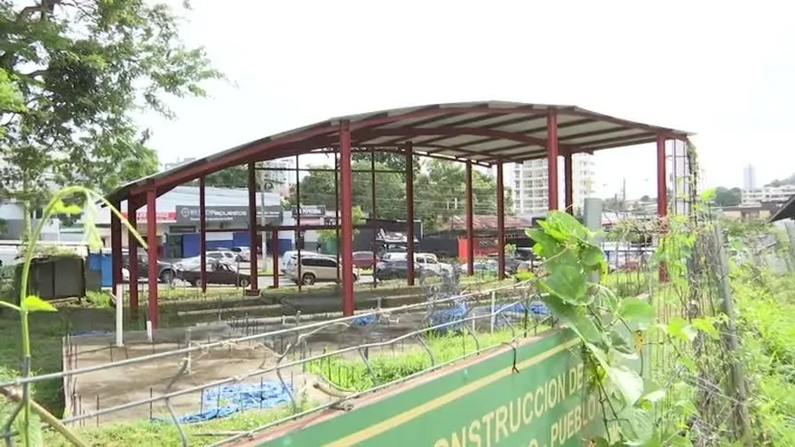 Construcción del mercado de Pueblo Nuevo está abandonada