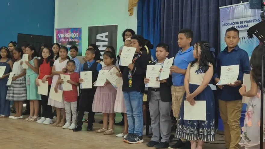 Coclé celebró la tercera edición del 'Pianotón' con jóvenes talentos de todo el país.