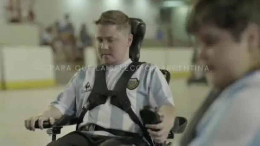 El fútbol en sillas de ruedas a motor y la realidad virtual se unen en Argentina