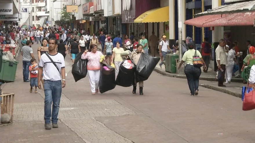 La Peatonal en decadencia