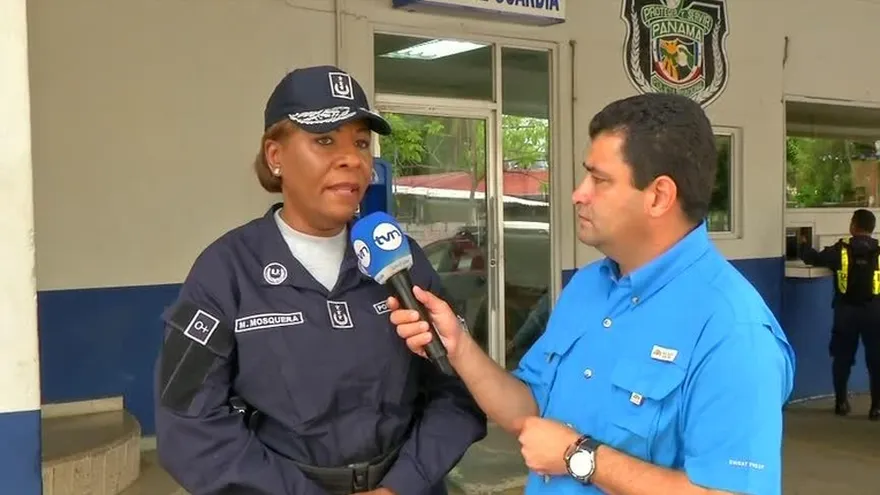 Capturan a supuesta banda roba autos