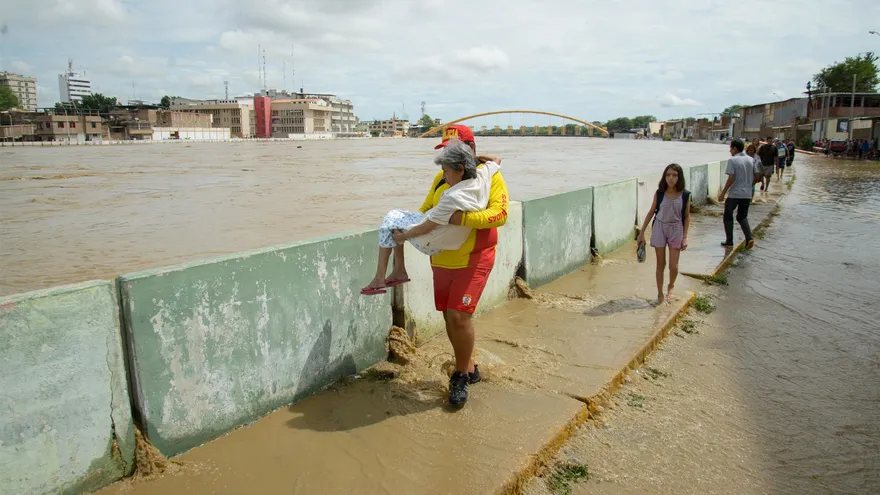 Las precipitaciones se volvieron esporádicas en Perú en las últimas semanas y el nivel de los ríos descendió, incluidos los mayores de la Amazonía, por lo que ahora la preocupación de las autoridades está en afrontar las heladas que se registrarán en los Andes peruanos
