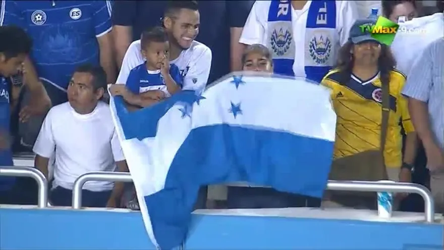 Resumen: Honduras 0-1 El Salvador
