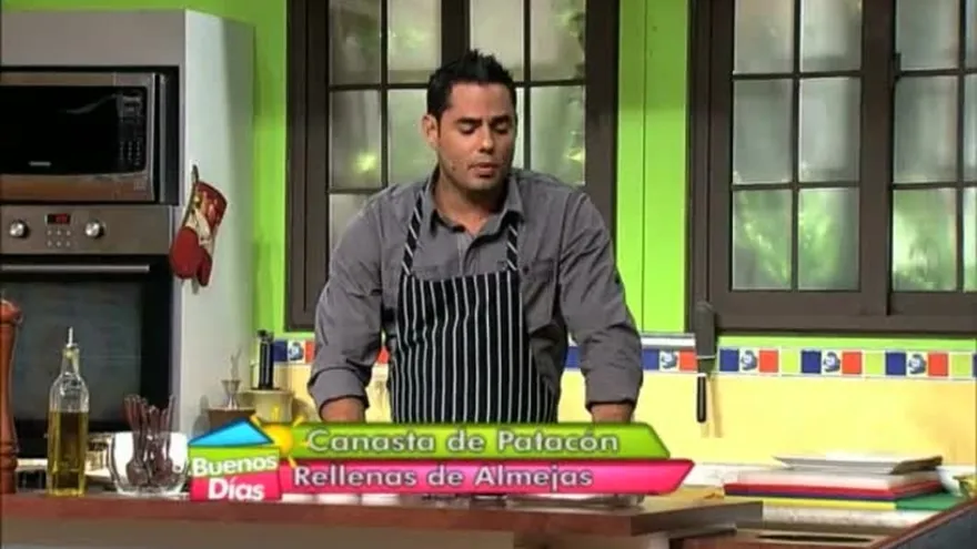 Canastas de Patacón Rellenas de Almejas