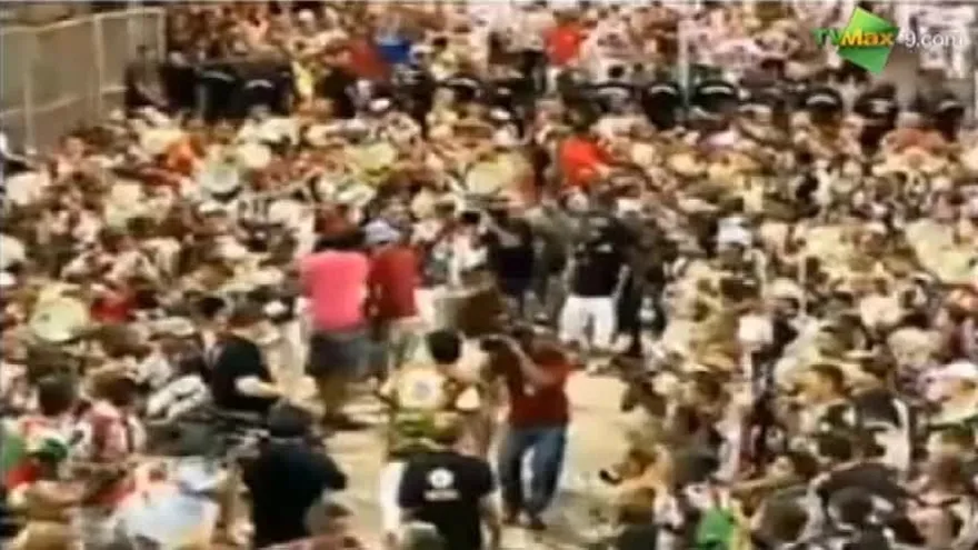 Ronaldinho bailando samba