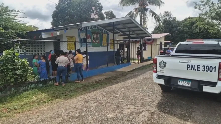 escuela primaria de Llano Grande de Arriba.