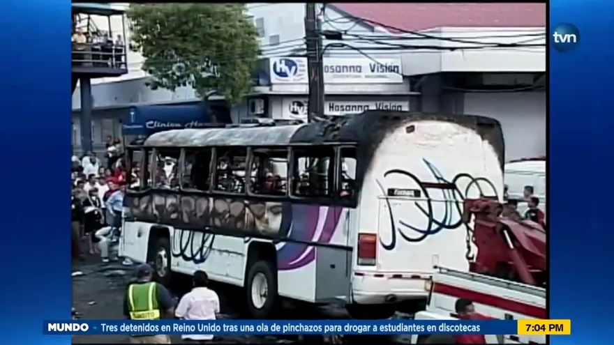 A 15 años del incendio del bus 8B-06