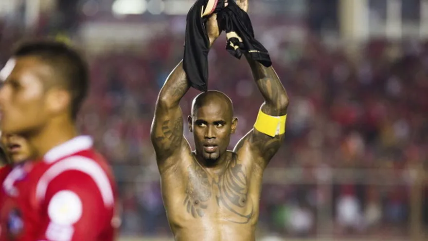 Felipe Baloy valora seriamente retirarse del fútbol