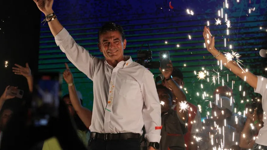 El senador Rodrigo Paz fue electo presidente de Bolivia.