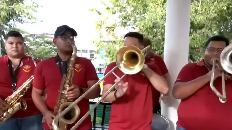 Las tradicionales murgas del Carnaval de Azuero