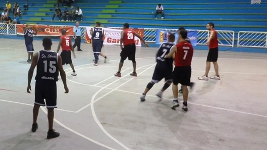 Equipos salen a la cancha para seguir la LBI