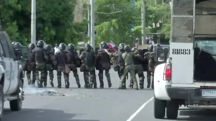 Noticiero AM 23 de junio del 2017 - Bloque 1