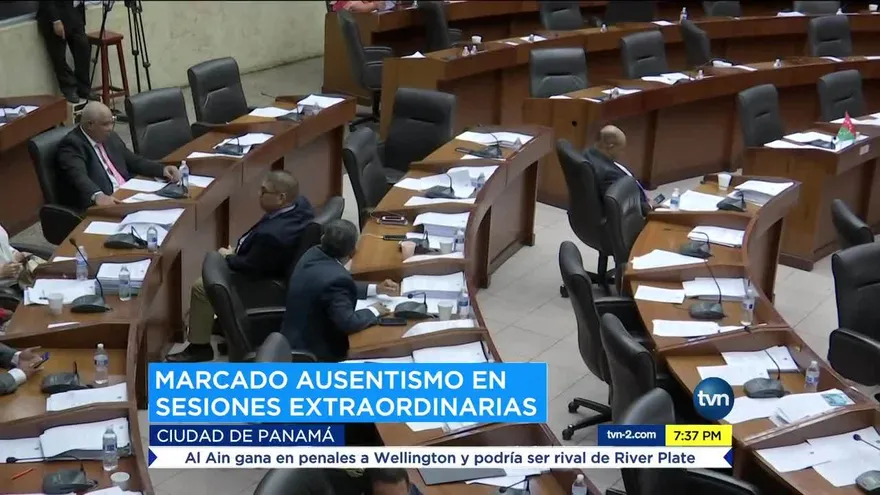 Sigue el retraso en las sesiones extraordinarios