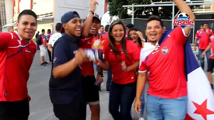 El color en los alrededores del Estadio Rommel Fernández