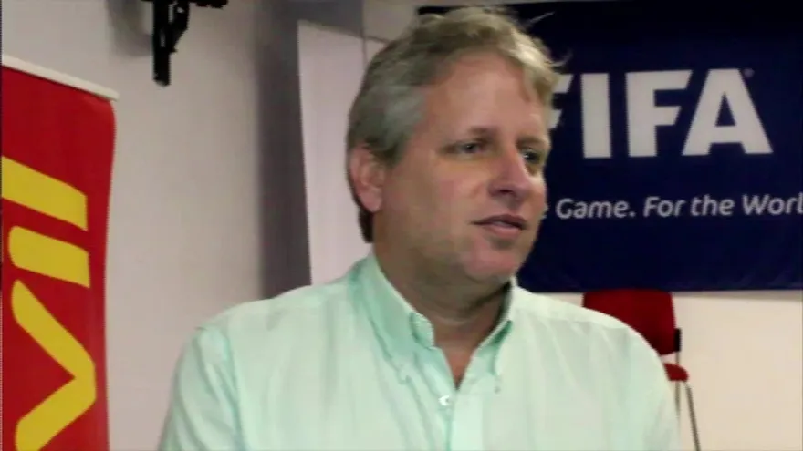 El voto de FEPAFUT para Presidente de CONCACAF será para...