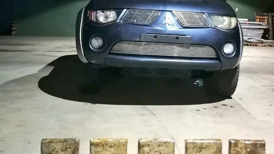 Detienen a mujer con presunta droga en Darién