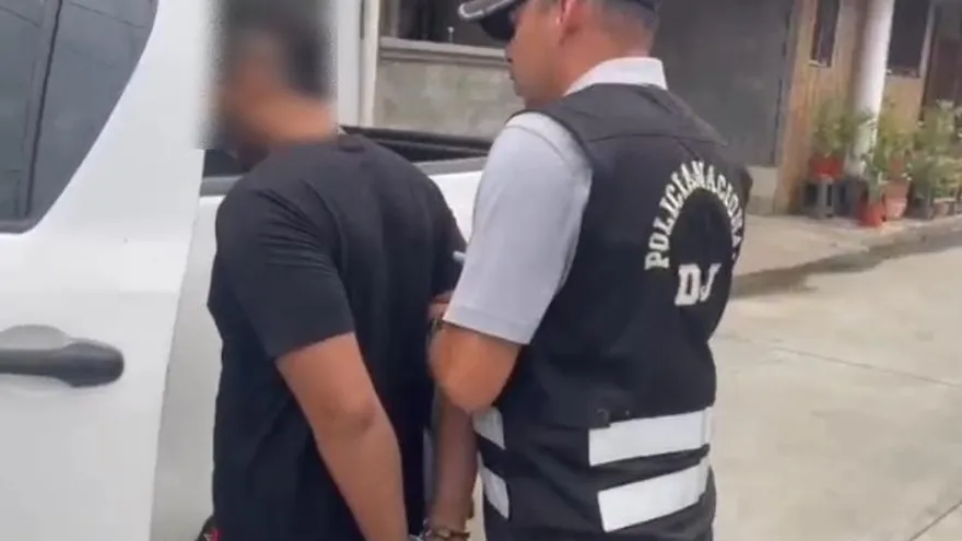 El conductor estaría involucrado en un atropello que dejó una víctima fatal en Felipillo la madrugada del domingo.
