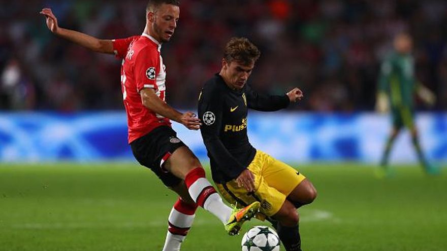 Atlético de Madrid vence al PSV Eindhoven en inicio de Champions.