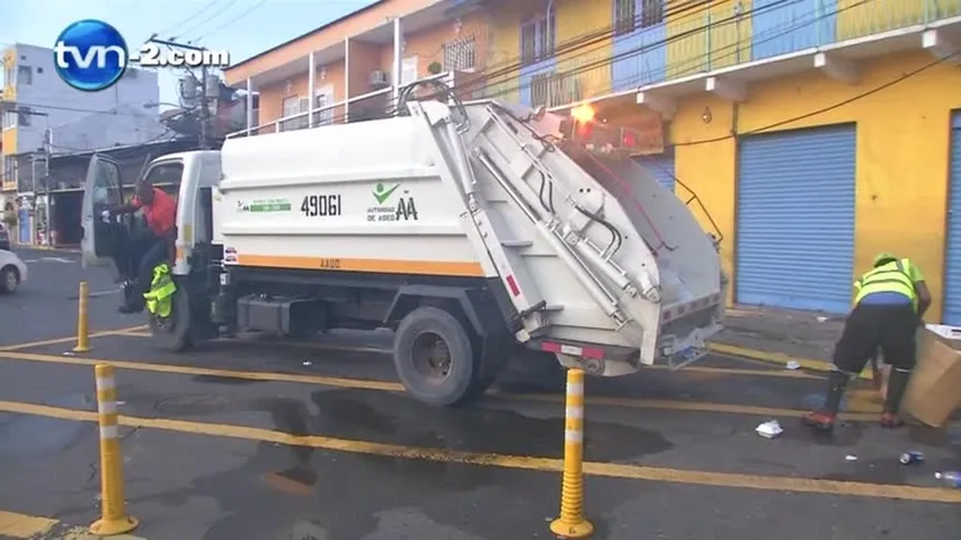 Inician operaciones 3 nuevos camiones en la recolección de basura