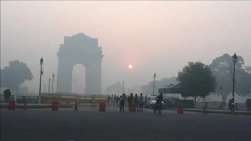Neblina tóxica cubre a Nueva Delhi