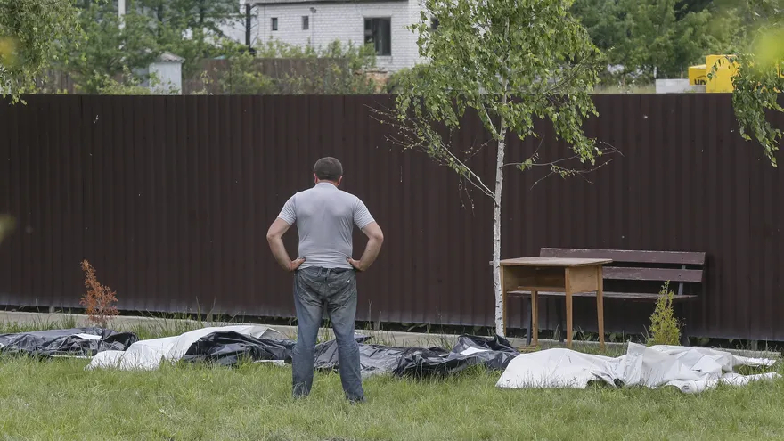 Al menos 17 personas murieron hoy en el incendio de una residencia temporal de mayores en la región ucraniana de Kiev.