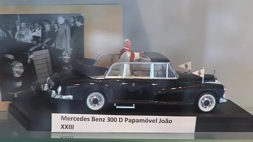 La historia de famosos de todo el mundo, a través de sus coches en miniatura