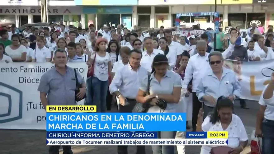 Realizan marcha a favor de la familia en Chiriquí