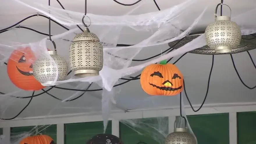 Halloween vs Fiestas Patrias