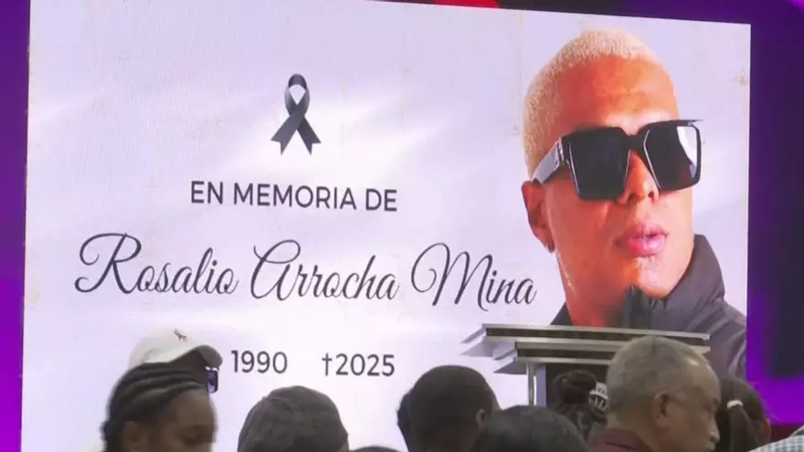 Servicio religioso en memoria de Rosalio Arrocha Mina, conocido como "Chamaco"
