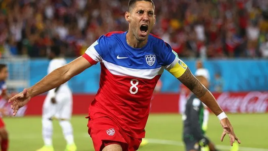 Arena cauteloso con regreso de Clint Dempsey.