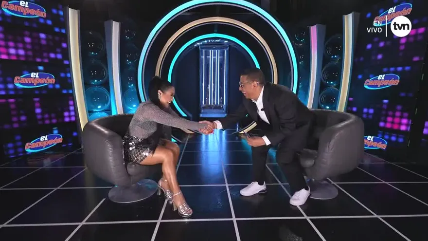 Anarkelys Arias cantó frente a frente con el propio Jimmy Bad Boy en un duelo de infarto