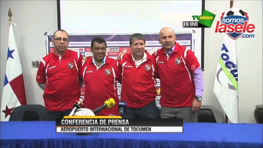 Principales Imágenes de la conferencia de prensa de Bolillo en Panamá