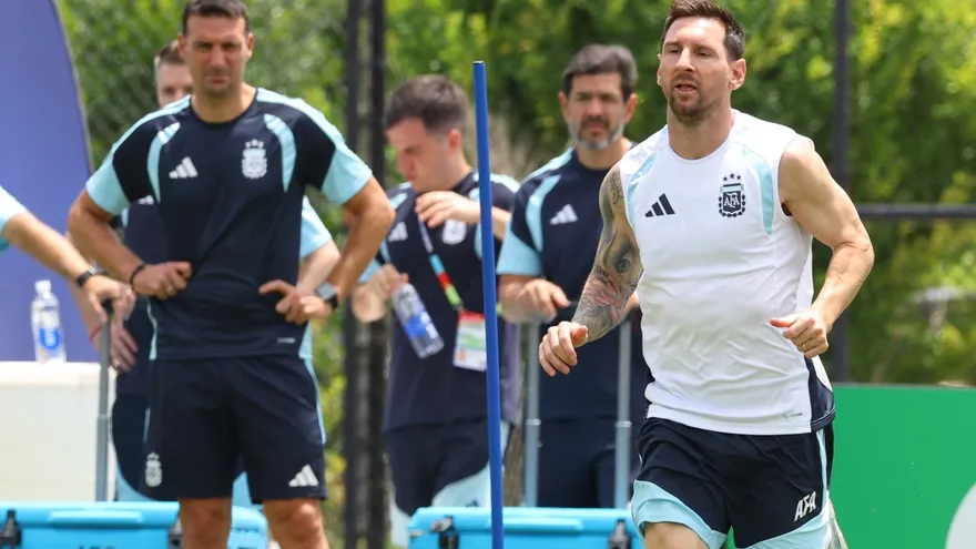 Messi's Argentina stages stunning comeback, keeps World Cup dream alive