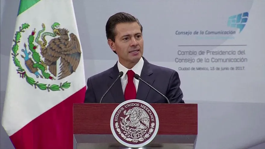 Reclaman a Peña por asesinatos de periodistas en México