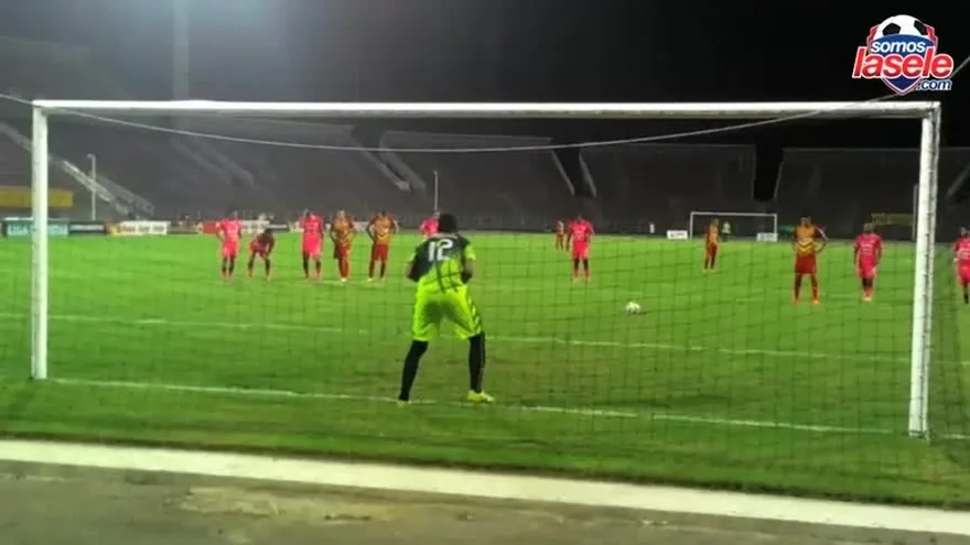 Gol de Edwin Aguilar lleva 11 en Venezuela